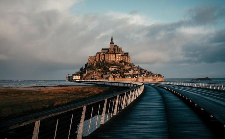 Mont Saint Michel Charmante Chambre Bien Etre Bed & Breakfast Roz-sur-Couesnon Exterior photo